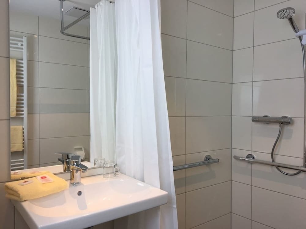 Фото Main Kinzig Hotel am Limes