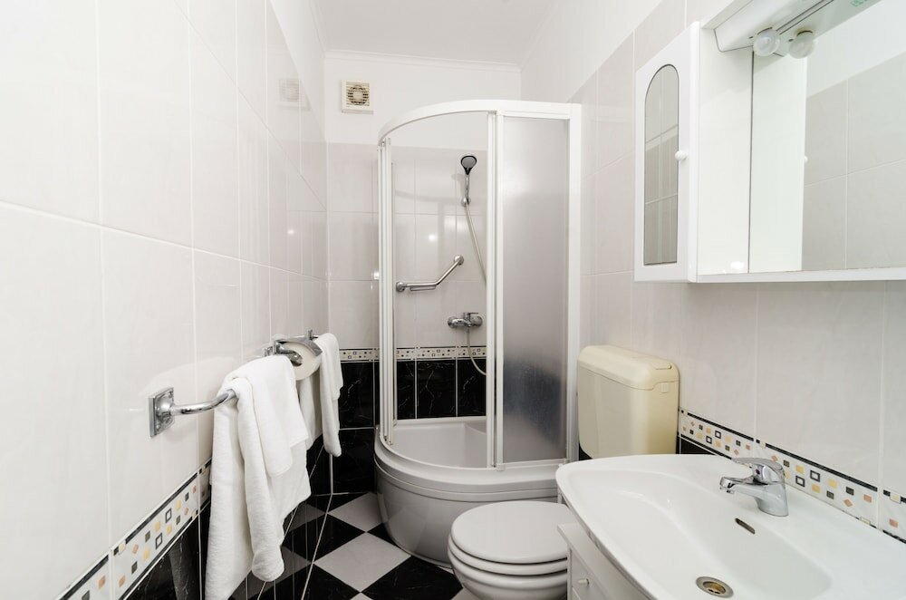 Фото Rooms Lydia - Adults Only