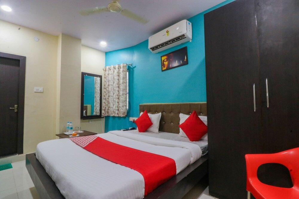 Фото Oyo 47586 J J Residency