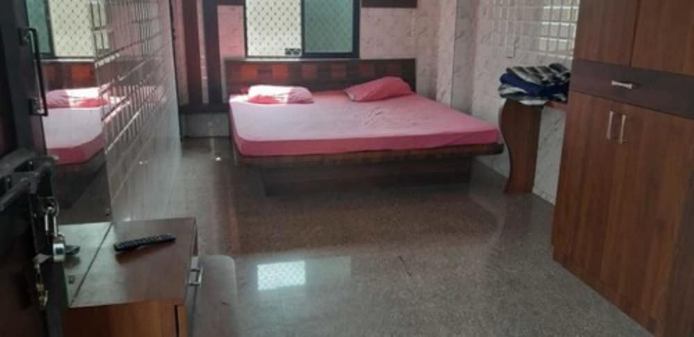 Фото Goroomgo Sea Smile Lodge Puri