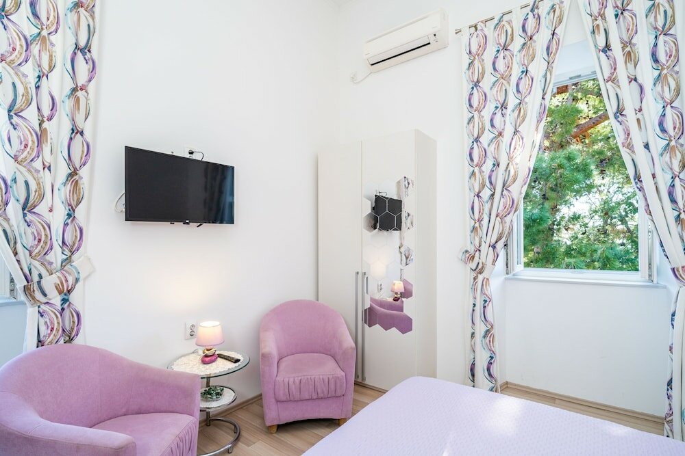 Фото House Boninovo - Adults Only