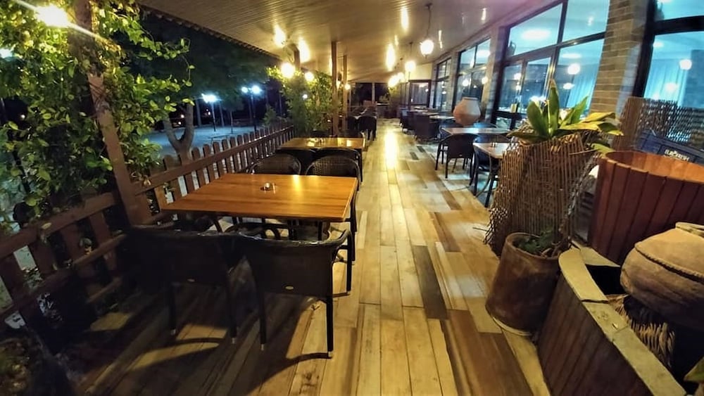 Фото Perneia Rooms