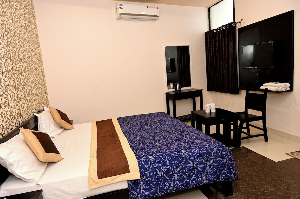 Фото Om Heritage Hotel