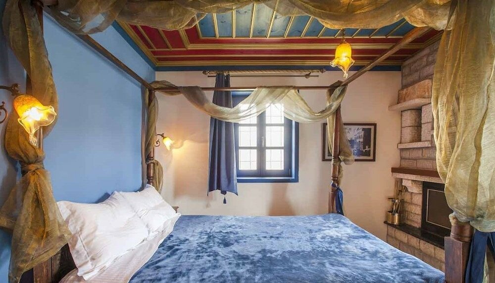 Фото Hotel Arktouros