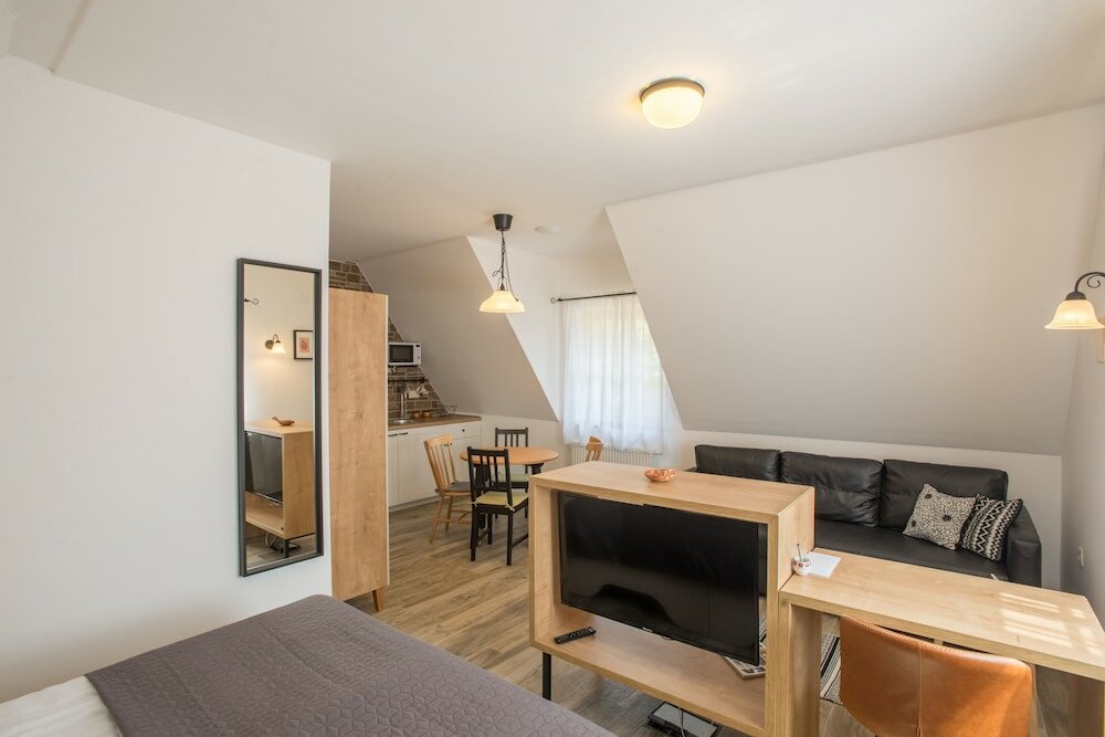 Фото The Starlings Apartments