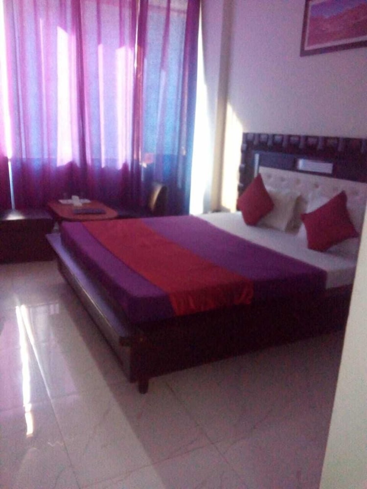 Фото Hotel Kc Regency