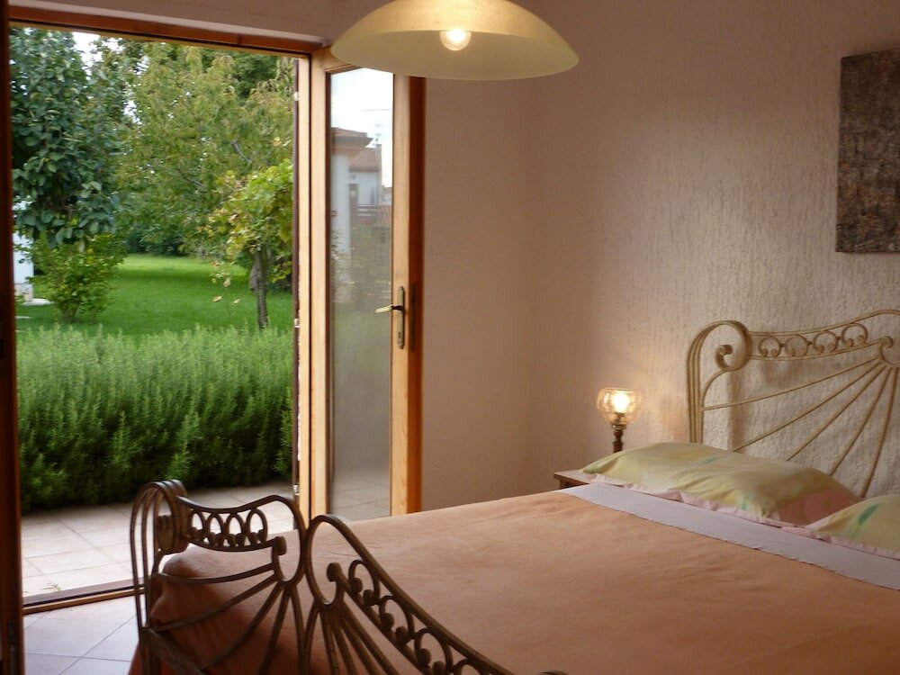 Фото Holiday home Linet