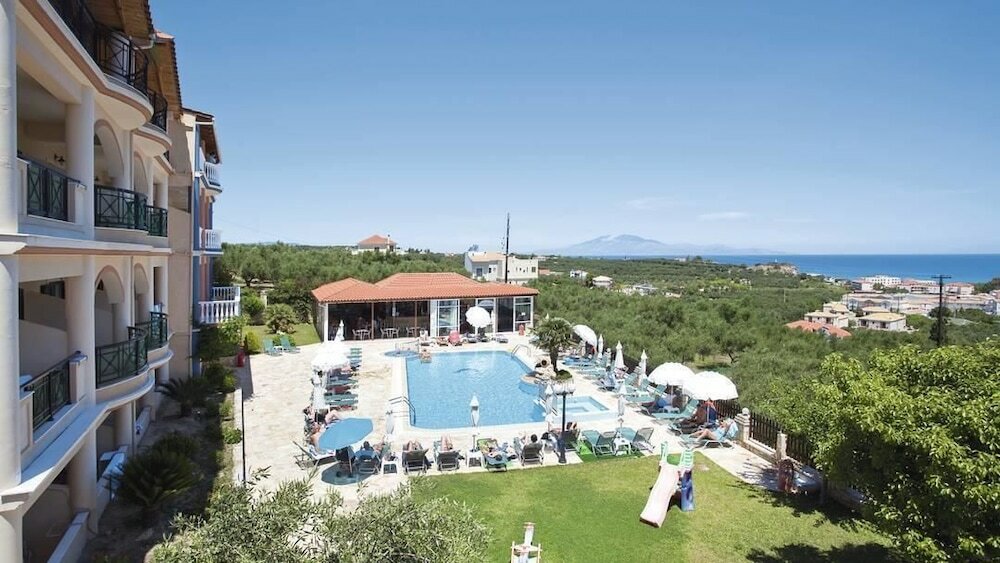 Фото Ariadne Apartments