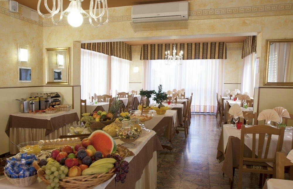 Фото Hotel Villa Bruna