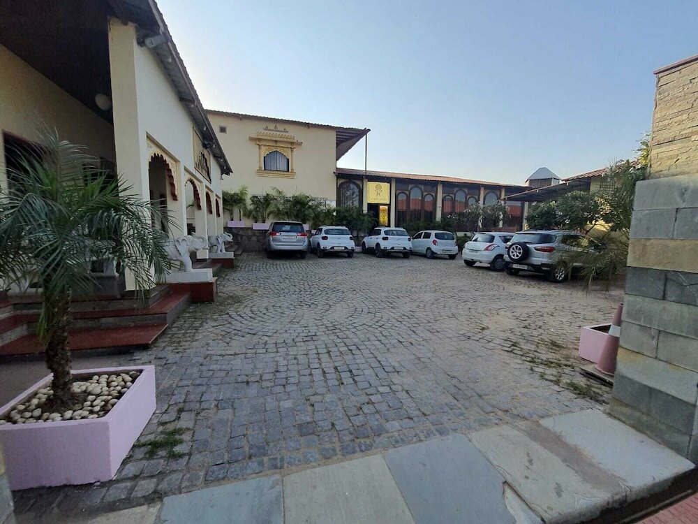 Фото Vijay Garh Resort Udaipur
