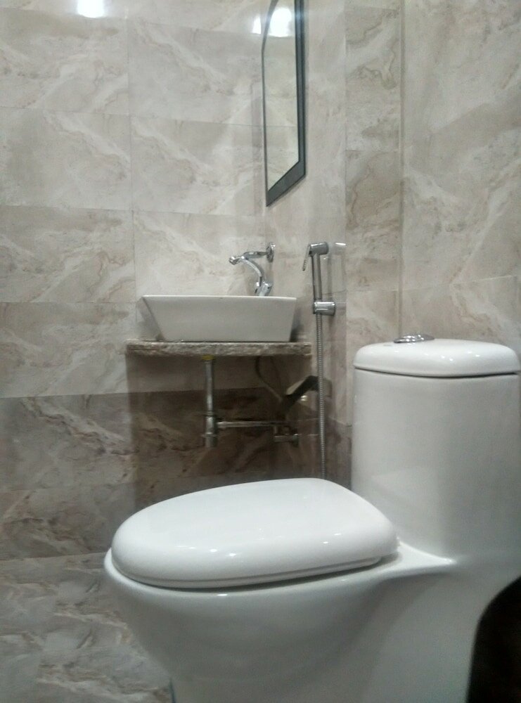 Фото The Century Plaza Hotel