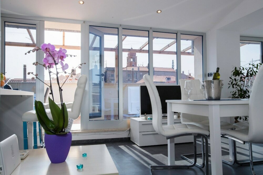 Фото Apartment Four tower