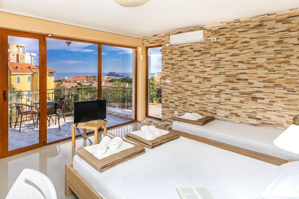 Фото Jovan Apartments