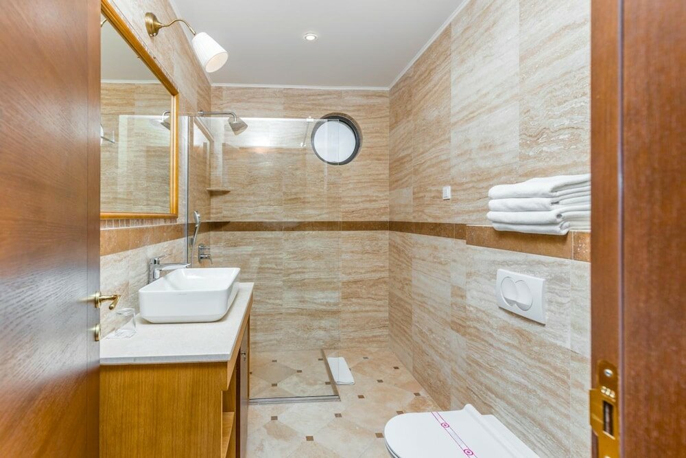 Фото Hotel Plaza Lucice