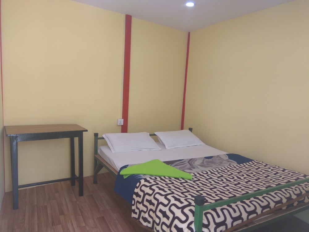 Фото Beehive Hostel