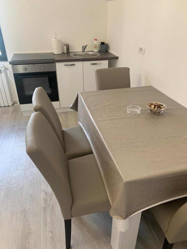 Фото Filipovic rent a car & apartments