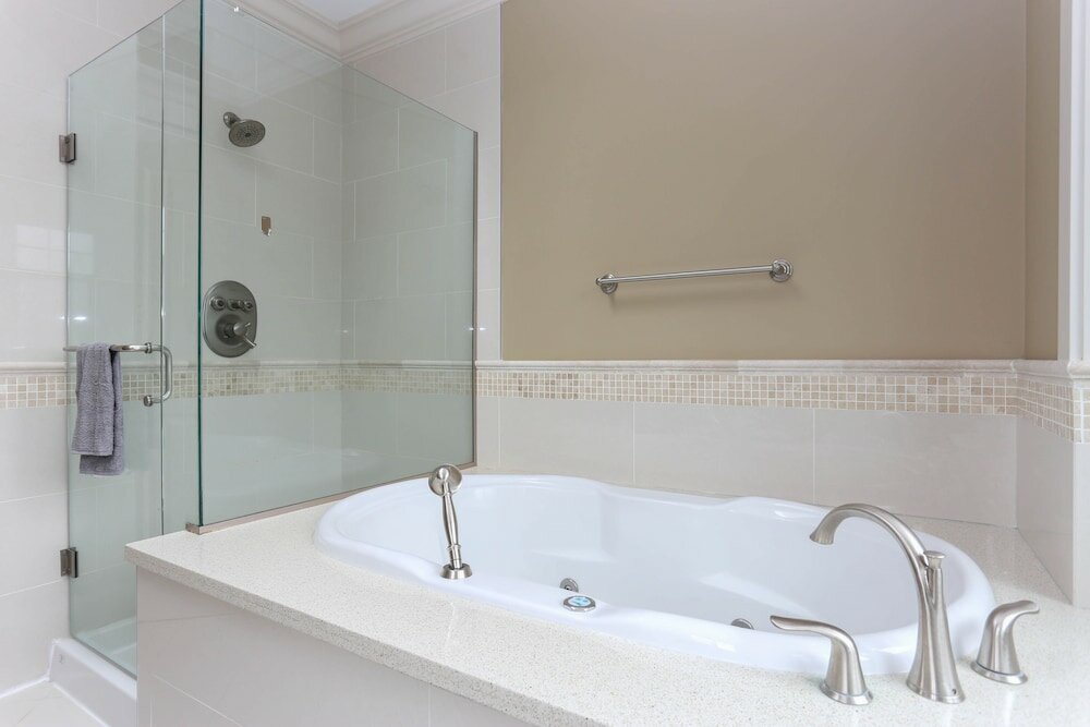 Фото Grand 4 Bedroom Vacation House near Vancouver Downtown