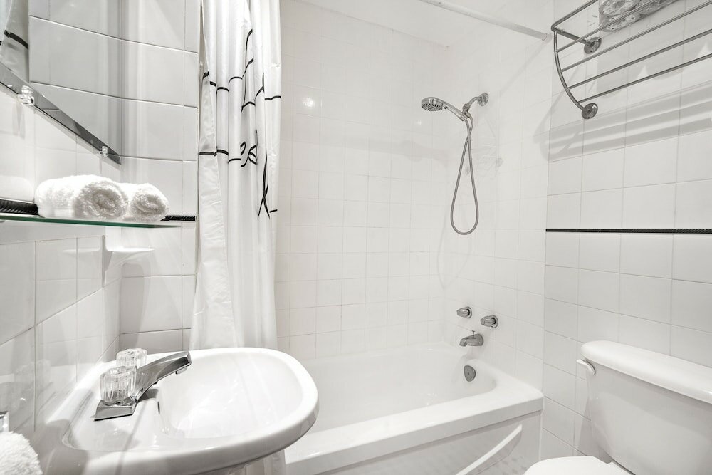 Фото Liv Mtl - Avenue