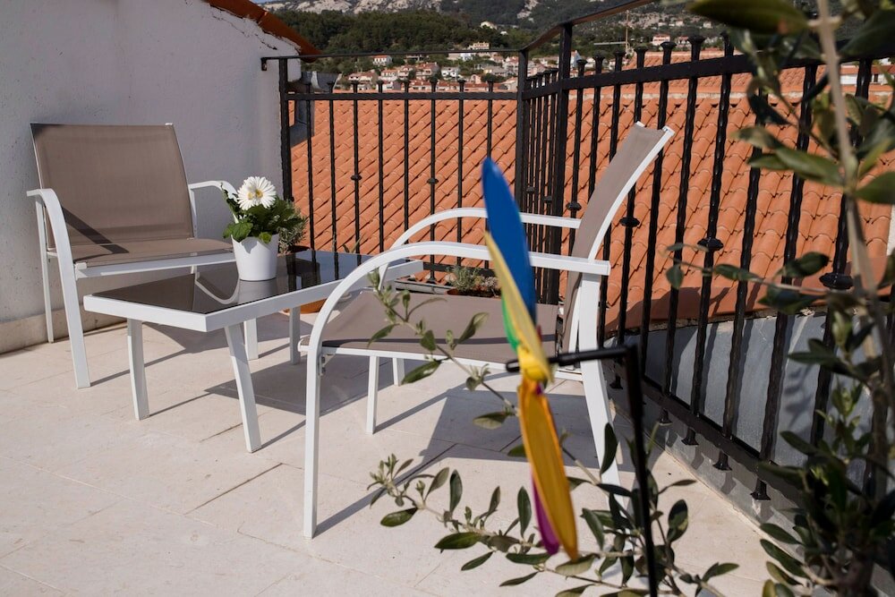 Фото Apartment Four tower