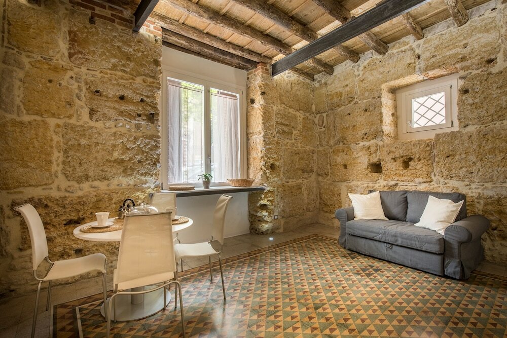 Фото Stylish house in front of Casa Professa