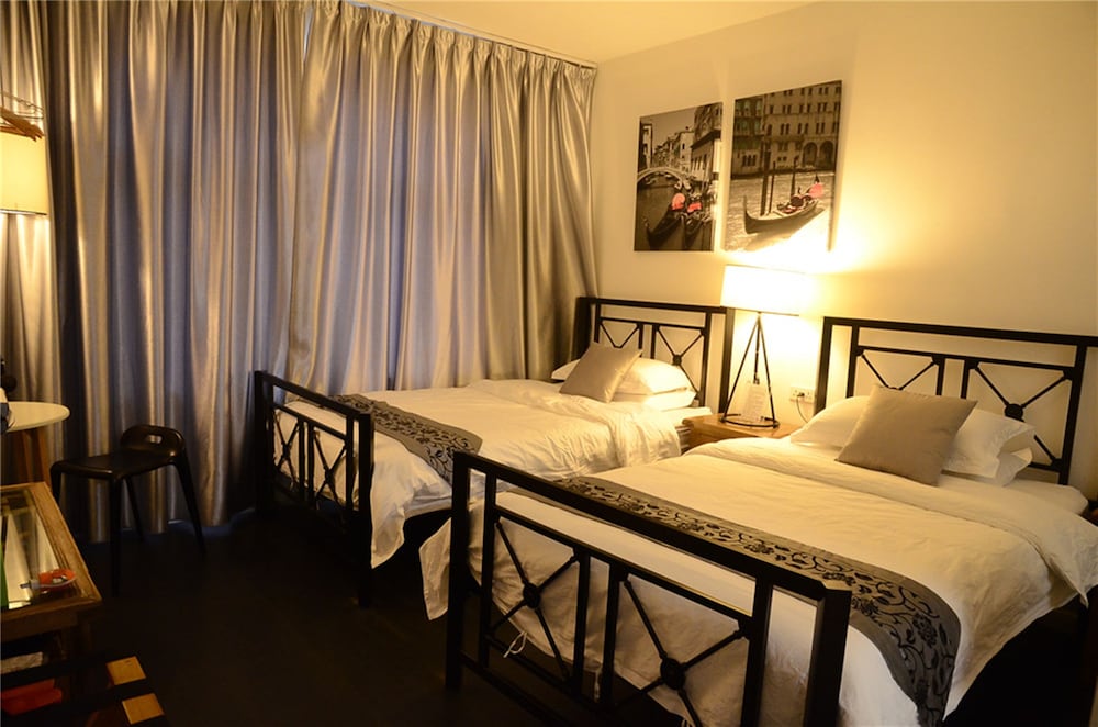 Фото Humble Inn Boutique Residence