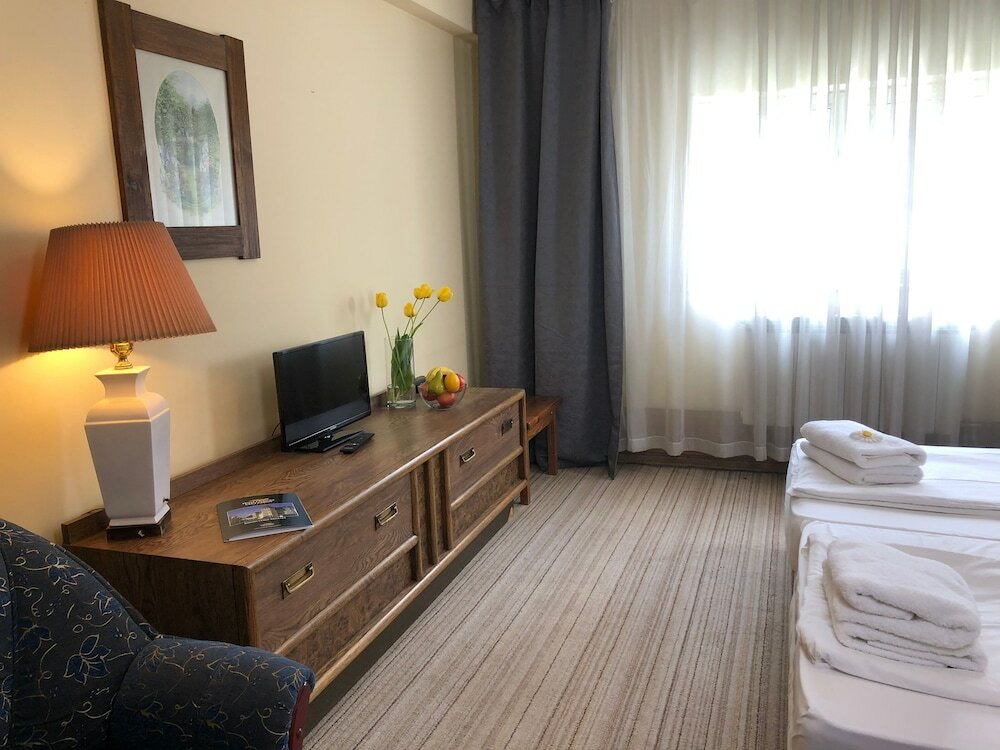 Фото Chateau Vaptzarov Hotel