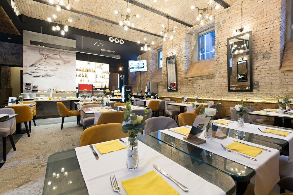 Фото Marquise Hotel