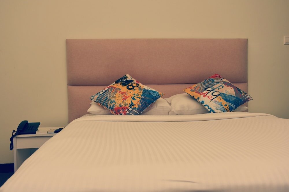 Фото Local Escape Boutique