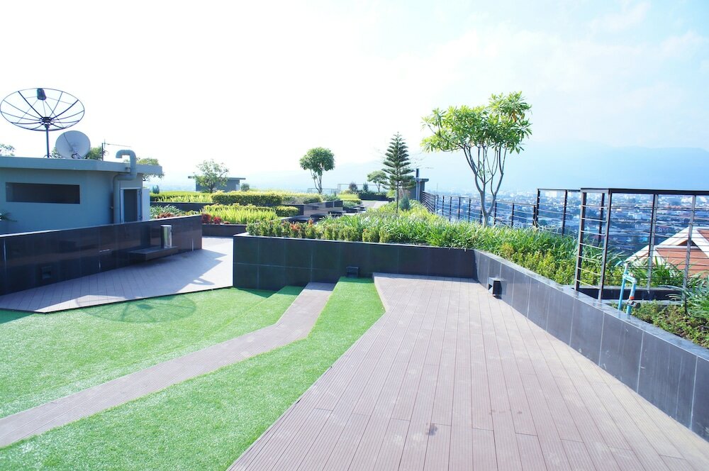 Фото The Astra Luxury Suit condo