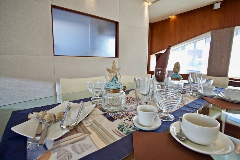 Фото Italy Luxury Yacht Charter