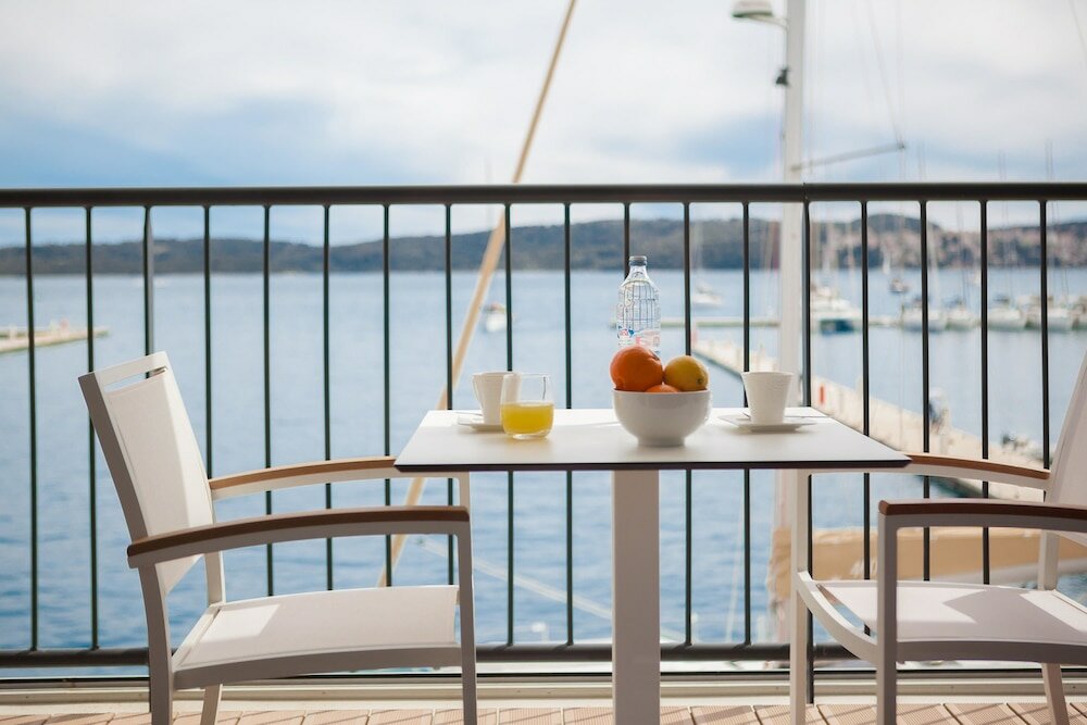 Фото Marina Baotić Apartments