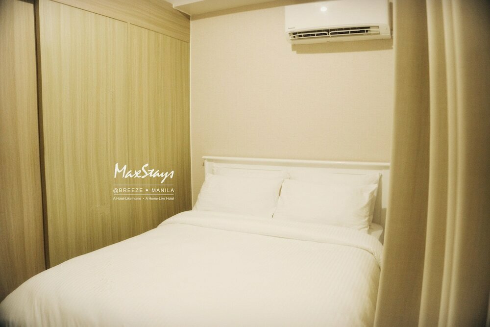 Hotel MaxStays Max View at Breeze Residences, Earth, photo