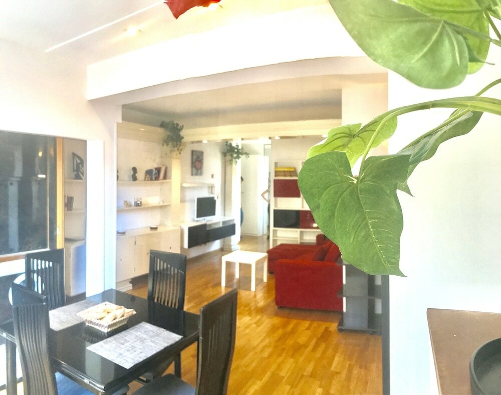 Фото Giulio Cesare Luxury Apartment