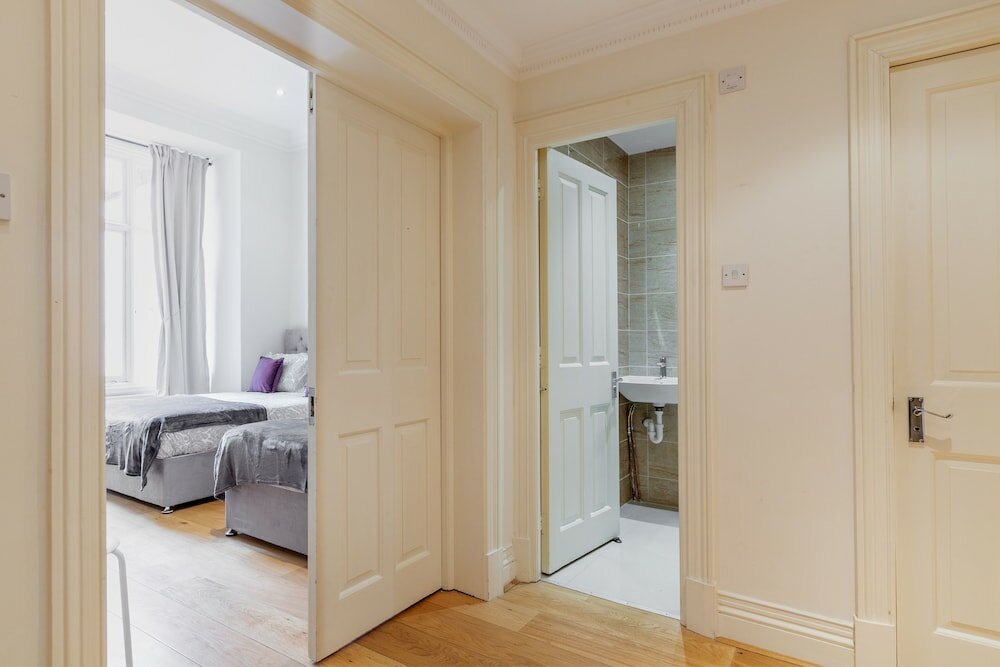 Фото Harrods Luxury Apartments