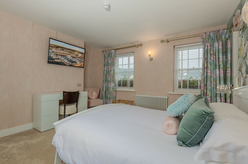 Фото Georgian House Hotel