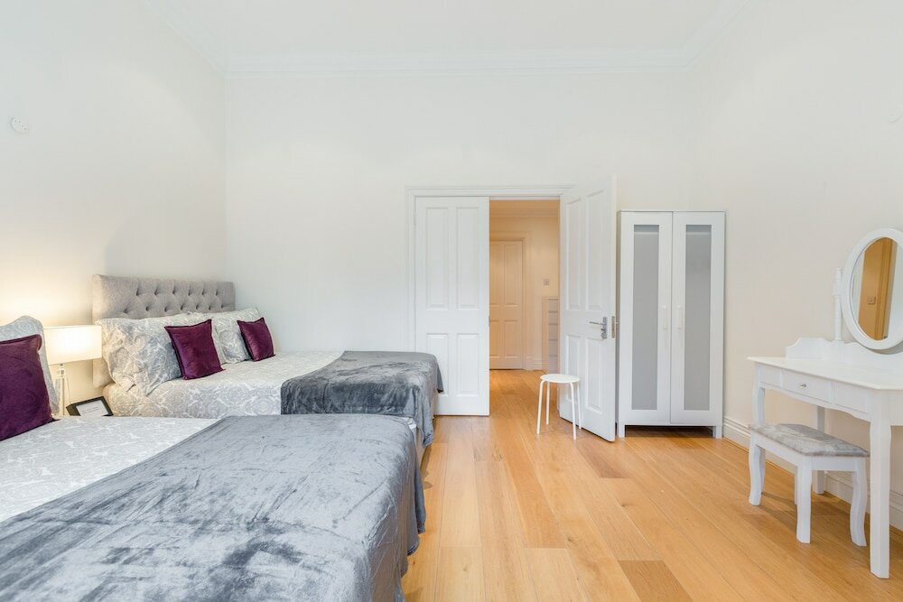 Фото Harrods Luxury Apartments