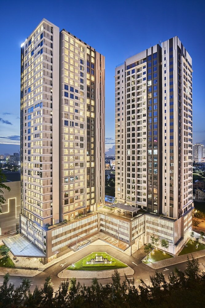 Фото Oakwood Residence Saigon