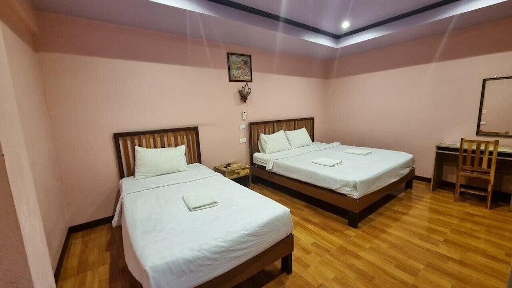 Фото Lampang Bouteak Resort