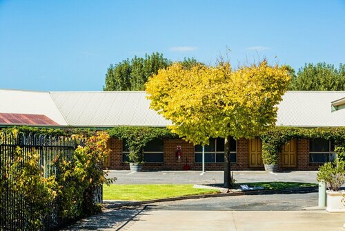 Гостиница Country Roads Motor Inn Naracoorte в Наракурте