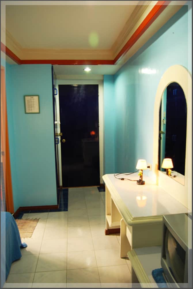 Фото Taver's Pension House