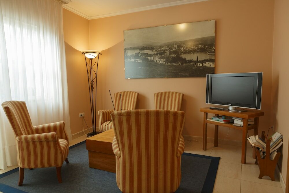 Фото Hotel Restaurante Elisardo