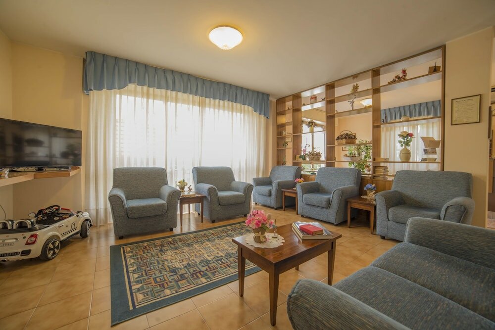 Фото отеля 5