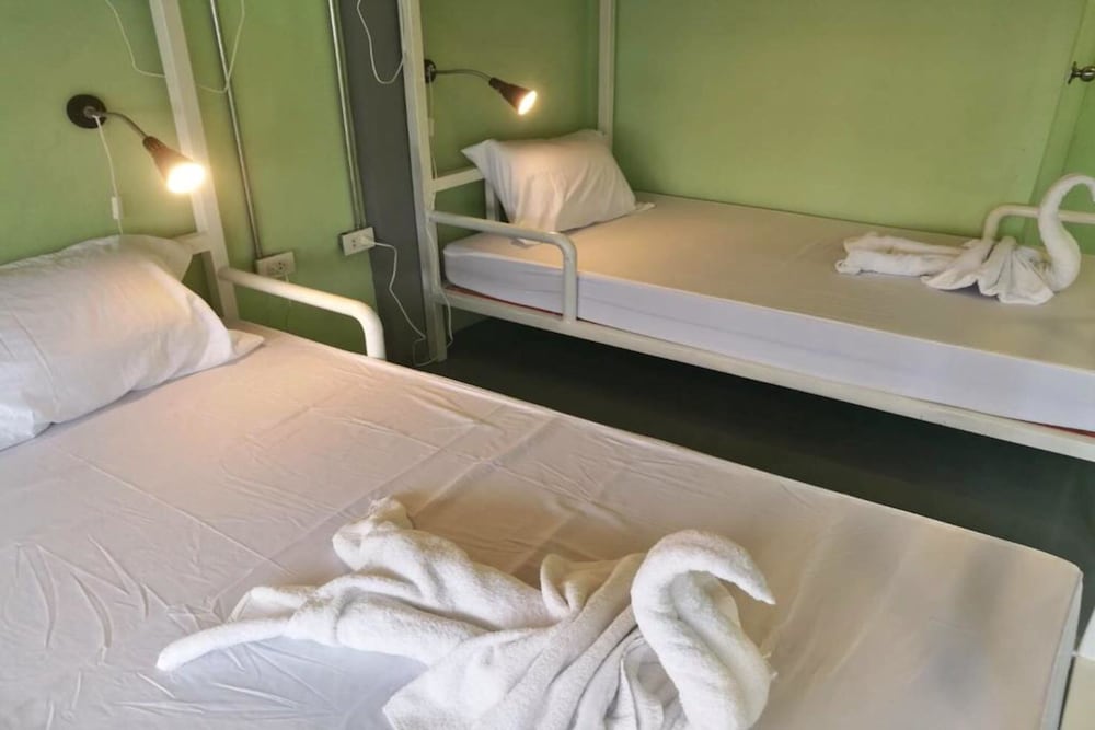 Фото Samsen 8 Hostel