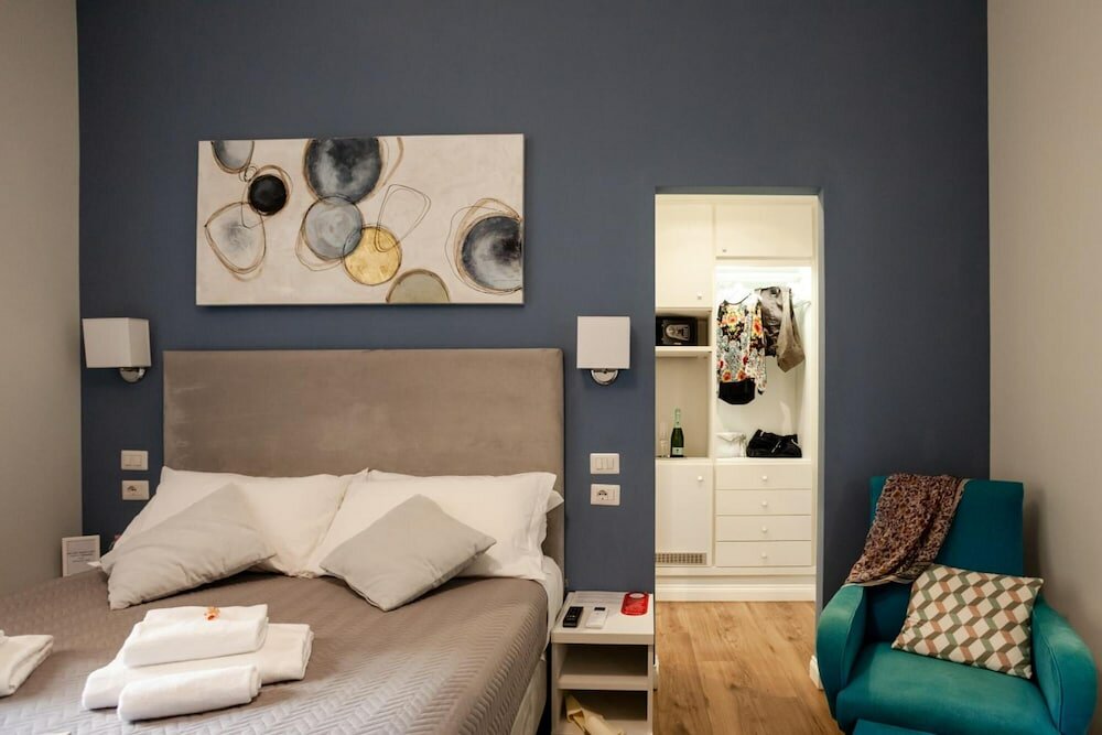 Фото Eighty Four Luxury Rooms