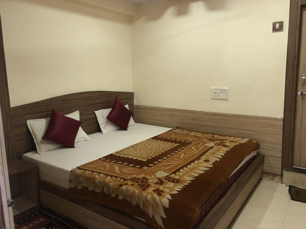 Фото Hotel Satpura Safari