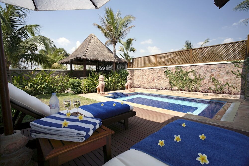 Фото Angkor Palace Suite & Villa