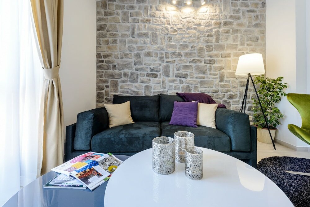 Фото Holiday Home with Private heated Pool, Sea view & Basketball Court