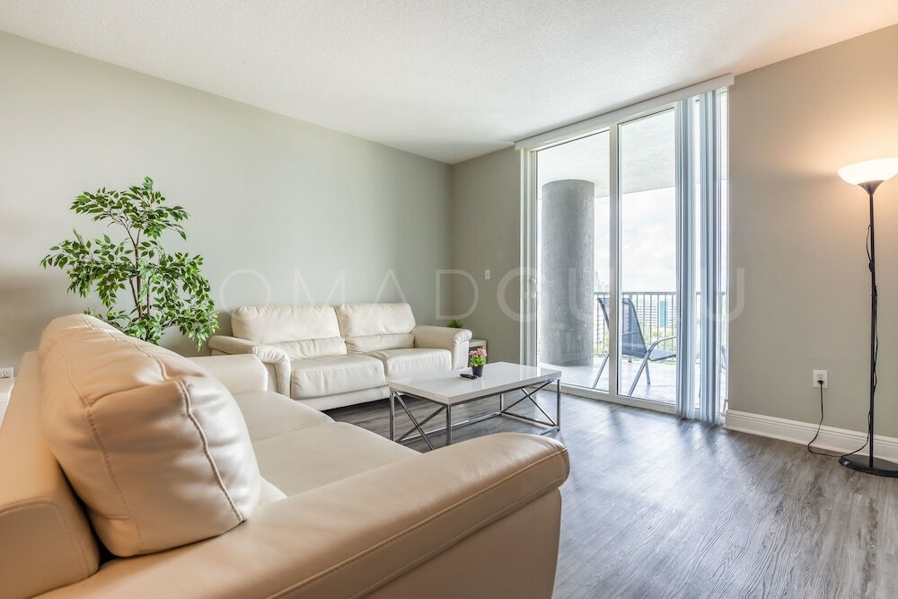 Фото Modern Boutique Residences by Nomad Guru