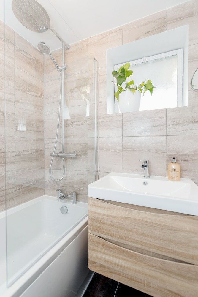 Фото Holland Park Heights by BaseToGo