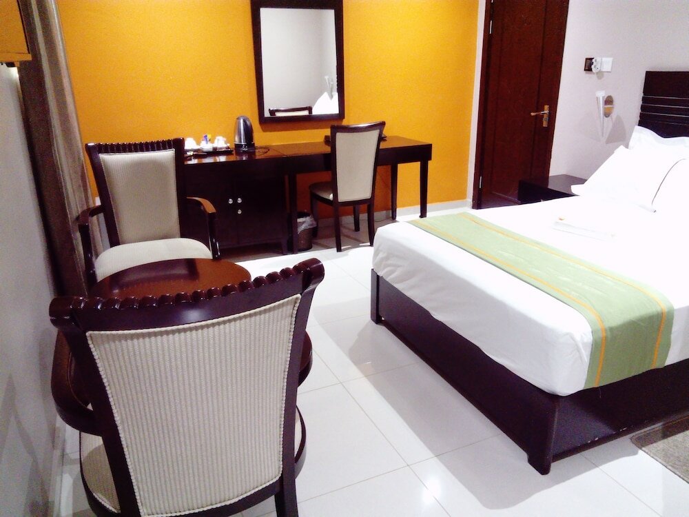 Фото Voyager Inn Hotel